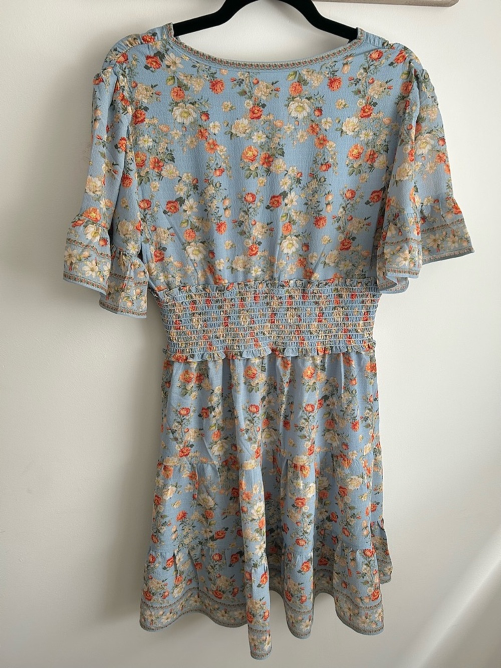 NWT MAX STUDIO Floral Smocked V-Neck Dress - Picture 4 of 6